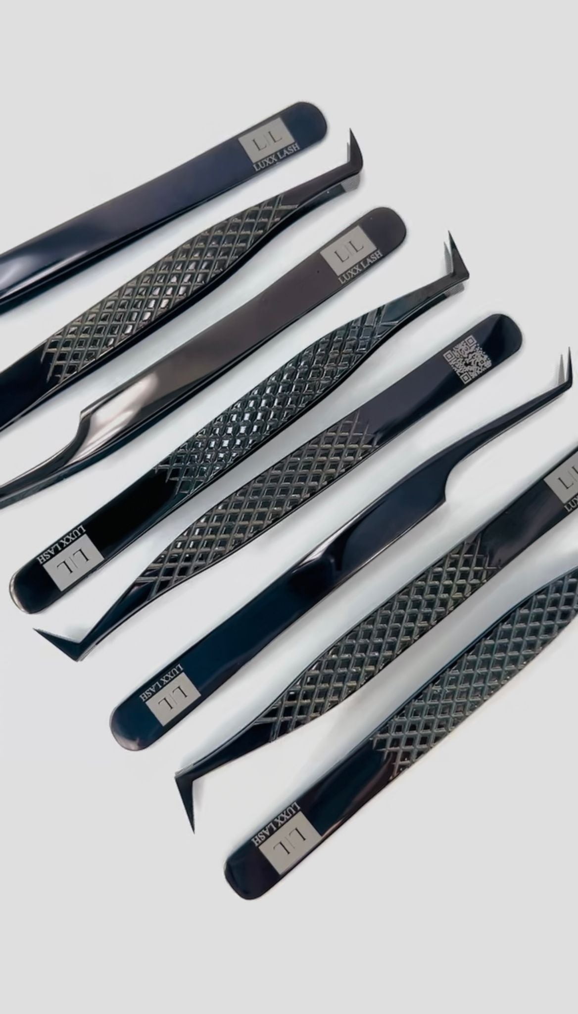 Discover the Best Lashes Brand & Shop Professional Tweezers at Luxx Lash USA