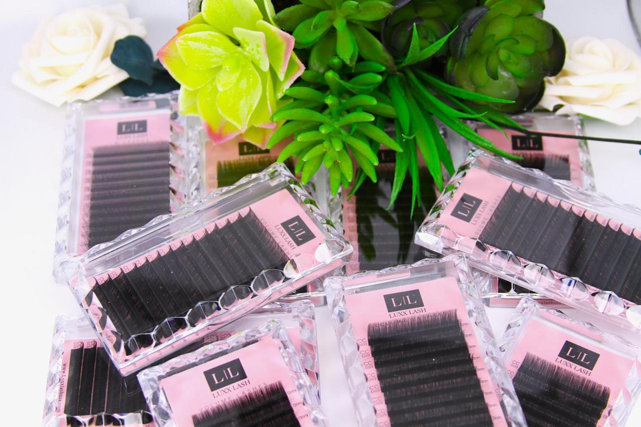 Where to Buy Branded Eyelash Products for Professional Lash Artists