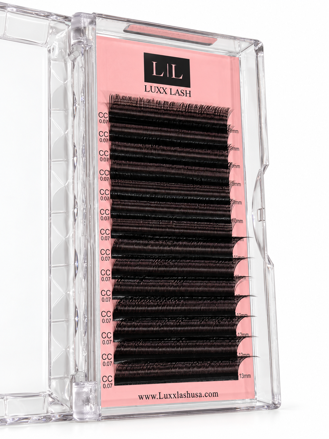 Luxx Lash Fox Lashes – Pre-Made 4D Fans (CC 0.07 | Mixed 8–13mm)